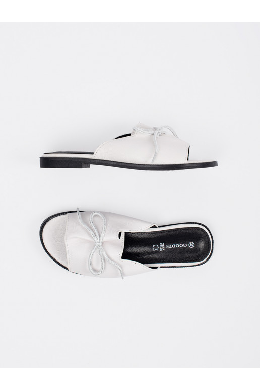 baltas krāsas čības płaksie ar loku baltas krāsas čības płaksie ar loku