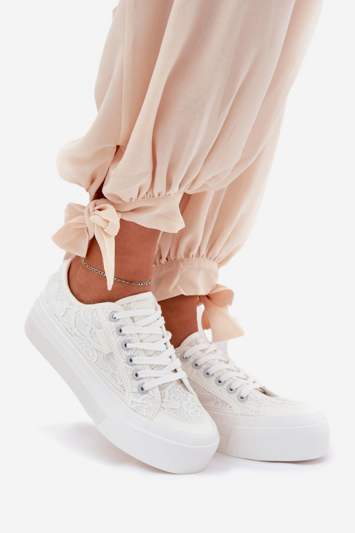 Ar mežģīnēm sieviešu puszābaki Big Star RR274747 baltas krāsas Ar mežģīnēm sieviešu puszābaki Big Star RR274747 baltas krāsas