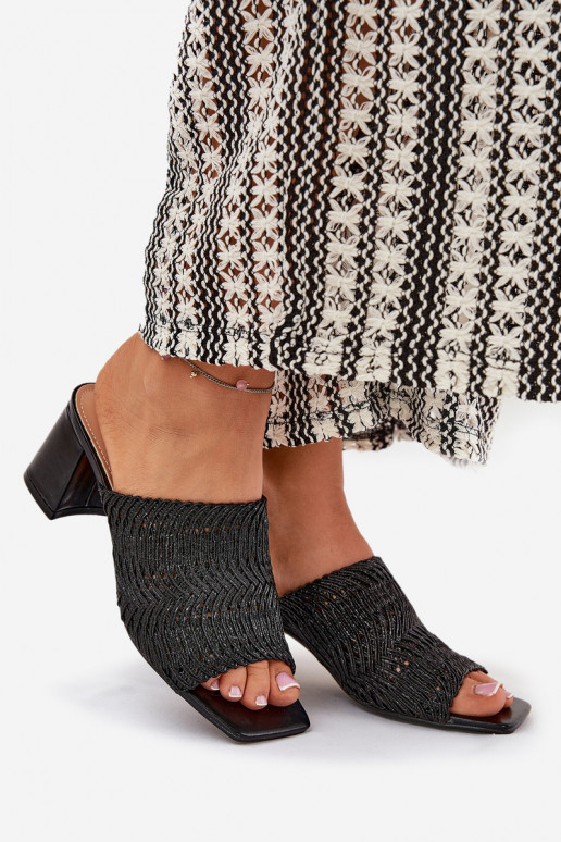 sieviešu čības Ar bizi ar papēdi melnas krāsas Ciariloria