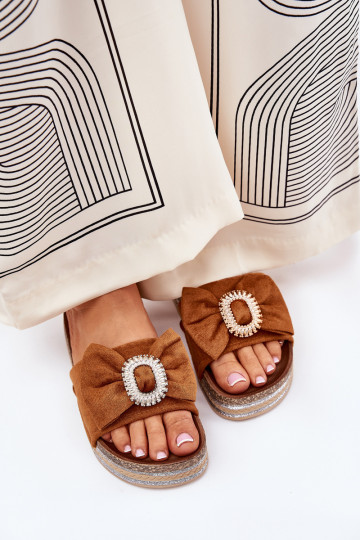 sieviešu čības ar platformu ar bantītēm I Ozdobną Broszką brūnas krāsas Lenela