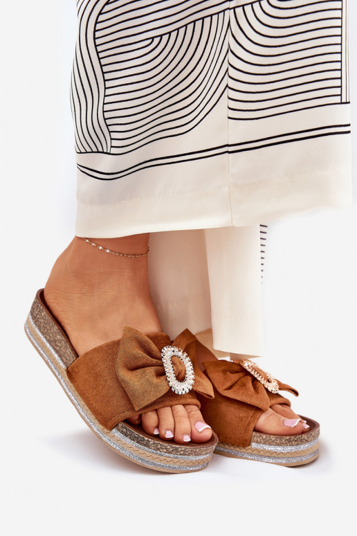 sieviešu čības ar platformu ar bantītēm I Ozdobną Broszką brūnas krāsas Lenela