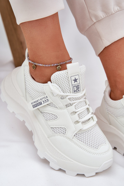 sporta apavi Sneakers modeļa apavi Sieviešu Uz biezas zoles baltas krāsas Prononice