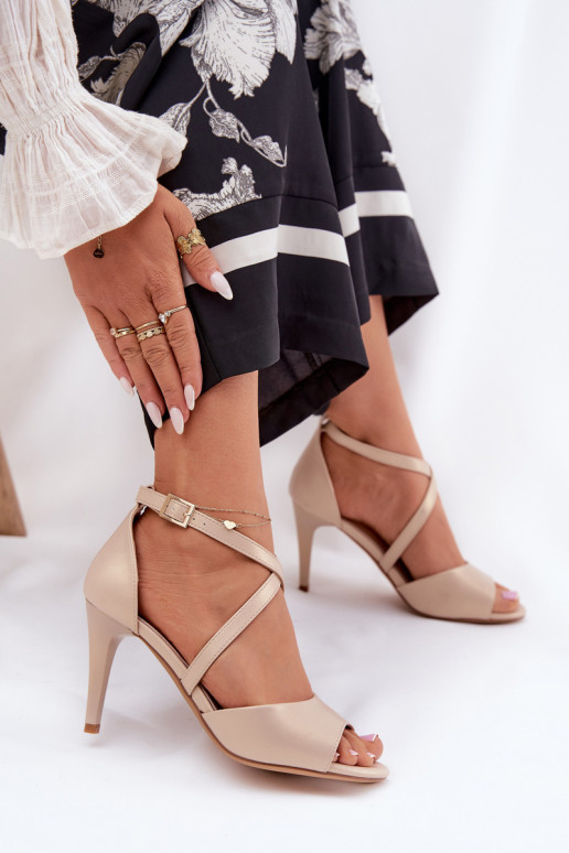 stilīgas sandales ar papēdi Zelta krāsas Loressa