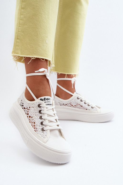 Ar mežģīnēm sieviešu puszābaki Lee Cooper LCIN-23-44-1617 baltas krāsas