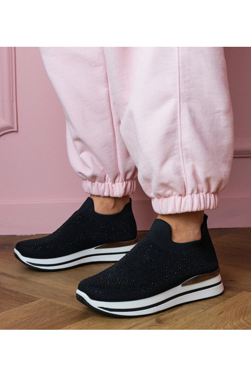 Melnas sieviešu sporta sandales uz...