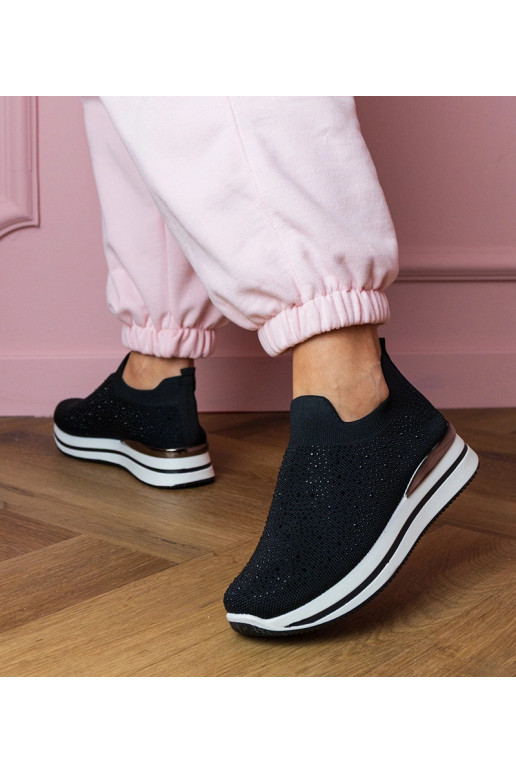 Melnas sieviešu sporta sandales uz...