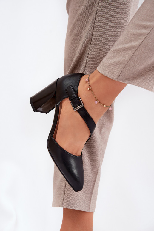 Āda Kurpes ar papēdi ar sprādzēm Vinceza 91133 melnas krāsas Āda Kurpes ar papēdi ar sprādzēm Vinceza 91133 melnas krāsas