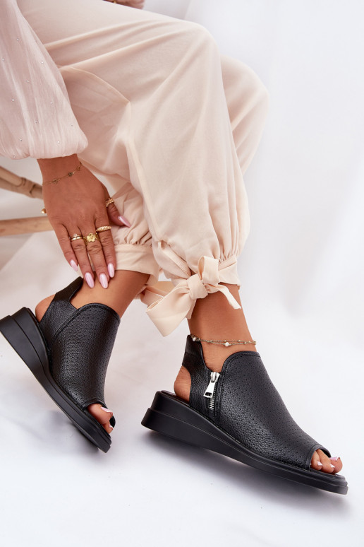 Sieviešu basenes Uz Ķīļa melnas krāsas Mevinette