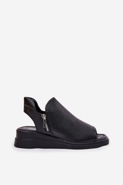 Sieviešu basenes Uz Ķīļa melnas krāsas Mevinette