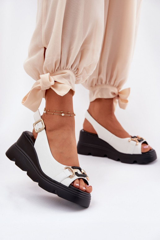 Sieviešu basenes Sieviešu Uz Ķīļa Un platforma ar ornamentiem Artiker 56C1588 baltas krāsas Sieviešu basenes Sieviešu Uz Ķīļa Un platforma ar ornamentiem Artiker 56C1588 baltas krāsas