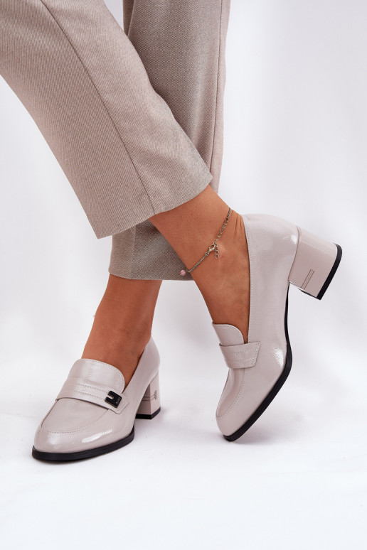 Sudraba krāsas sieviešu mokasīni ar...