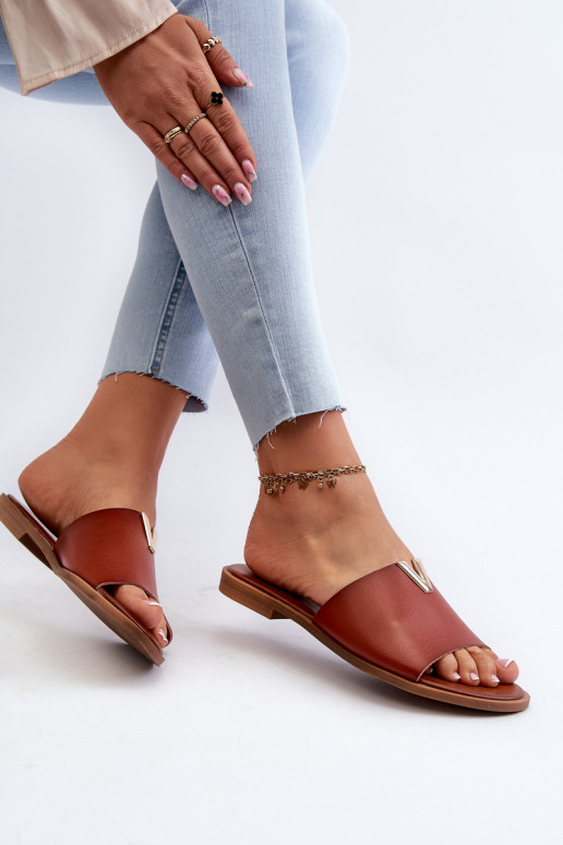 sieviešu čības Eko Āda ar platiem papēžiem brūnas krāsas Tā irliha