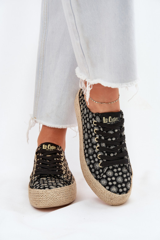 Rakstaini brīvā laika apavi ar platformu Lee Cooper LCIN-25-08-3647L melnā krāsā