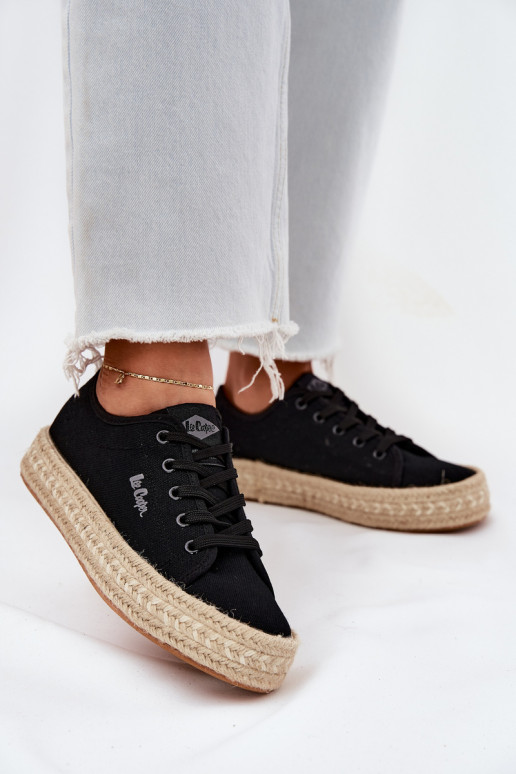 Brīvā laika apavi ar šņorēm Lee Cooper LCIN-25-44-3216 melnā krāsā