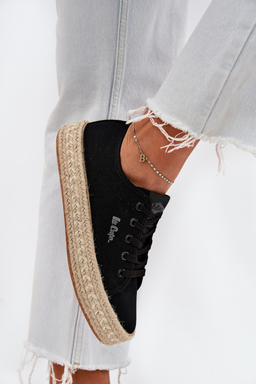 Brīvā laika apavi ar šņorēm Lee Cooper LCIN-25-44-3216 melnā krāsā