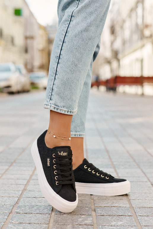 Brīvā laika apavi ar šņorēm Lee Cooper LCIN-25-31-3439L melnā krāsā