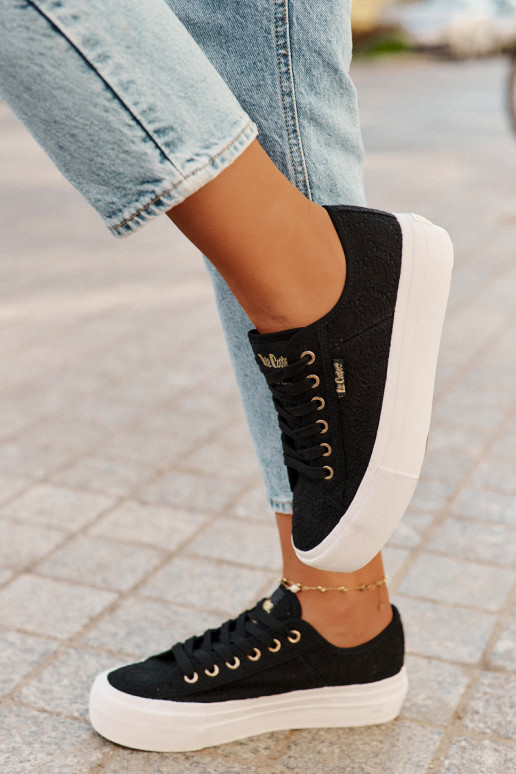 Brīvā laika apavi ar šņorēm Lee Cooper LCIN-25-31-3439L melnā krāsā