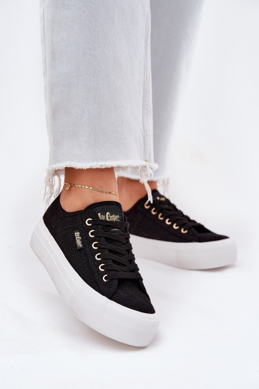 Brīvā laika apavi ar šņorēm Lee Cooper LCIN-25-31-3439L melnā krāsā