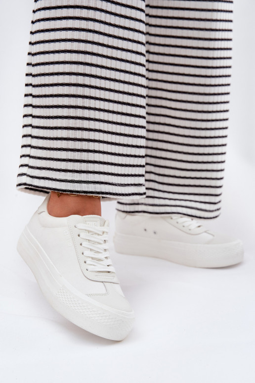 sieviešu puszābaki ar platformu Big Star RR274337 baltas krāsas