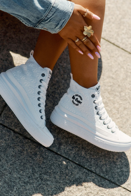 sieviešu puszābaki ar platformu Lee Cooper LCIN-25-44-3209L Biale