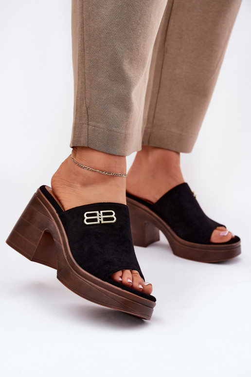 sieviešu čības Uz masīviem papēžiem Ze Zelta krāsasm Detalem Vinceza 17400 melnas krāsas