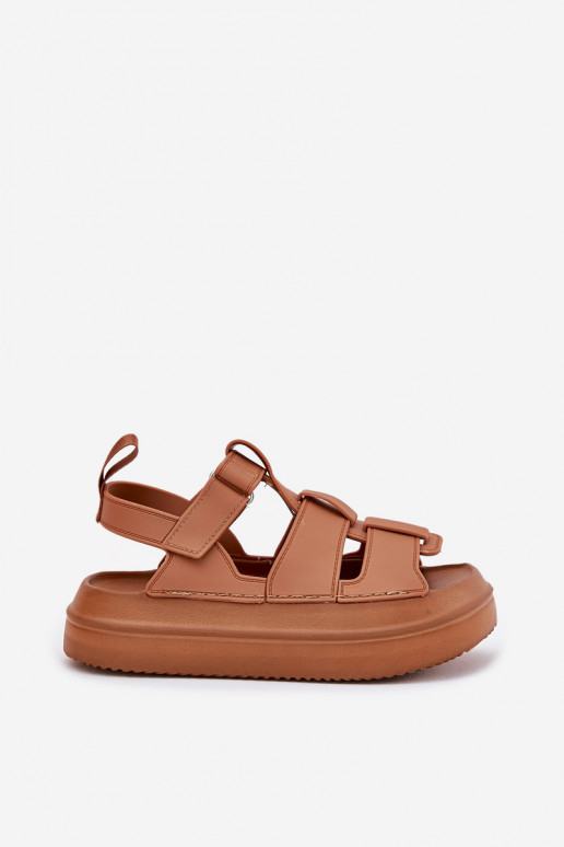 Sieviešu basenes ar platformu brūnas krāsas Nitavelia