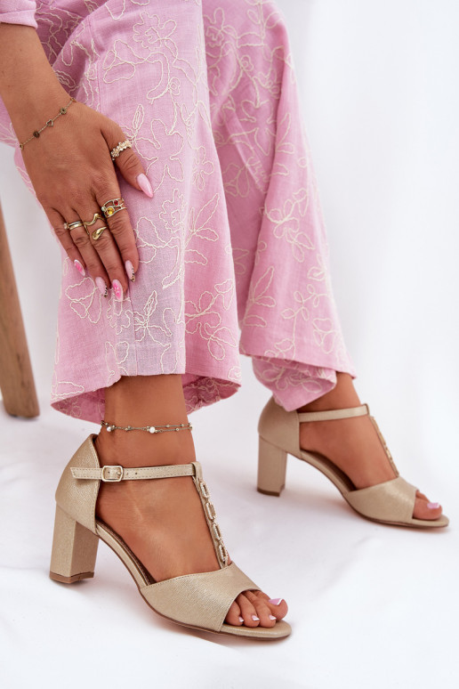 Sieviešu basenes ar dekorētiem papēžiem Eko āda Zelta krāsas Triavera