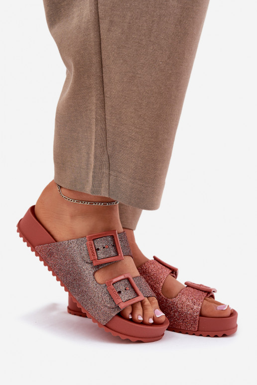 Smaržīgs sieviešu čības ar mirdzumu I ar sprādzēmmi ZAXY RR285025 rozā krāsa