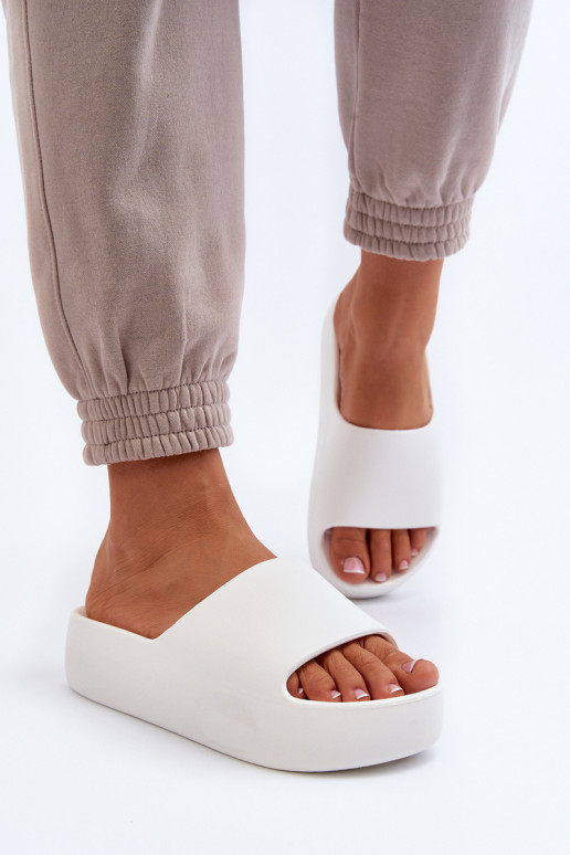 Sieviešu Čības Uz biezas zoles baltas krāsas Oreithano