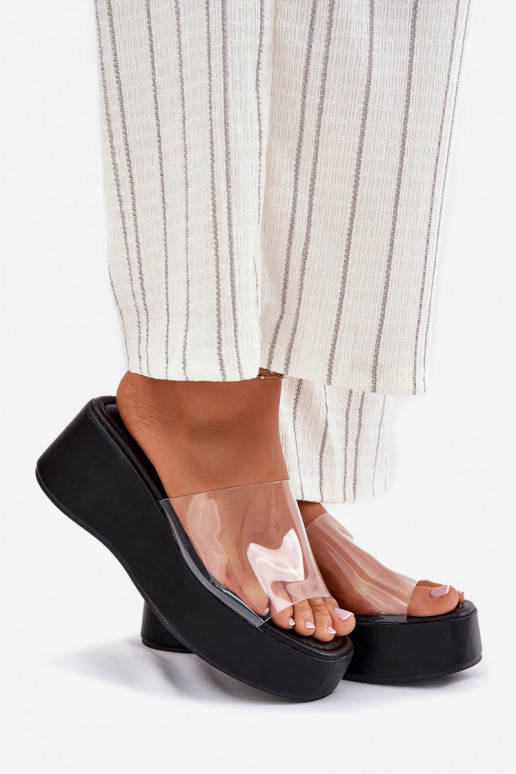 sieviešu čības Z Transparentnym Svītrasem Uz Ķīļa melnas krāsas Meltiana