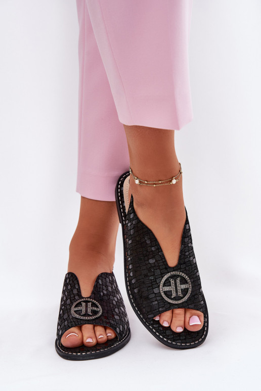 Sieviešu basenes ar platiem papēžiem ar ornamentiem S.Barski KV51-094 melnas krāsas