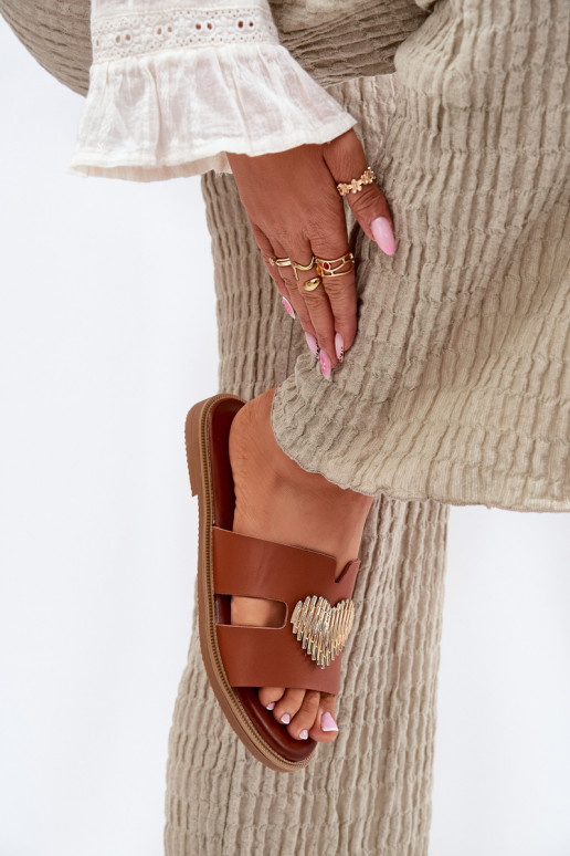 sieviešu čības ar platiem papēžiem Ar zelta rotājumu brūnas krāsas Karinma