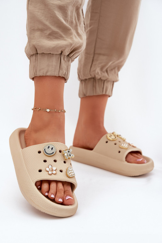 sieviešu čības Vieglas čības uz pirksta Z Przypinkami Vinceza 76055 smilšu krāsas