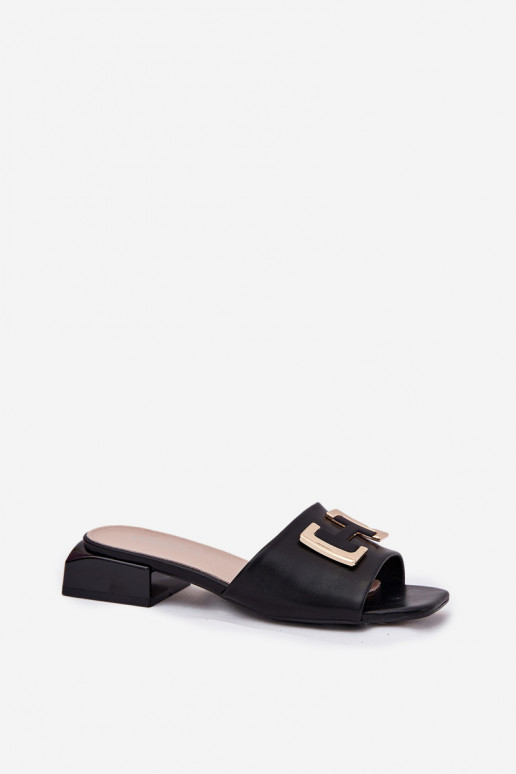 Eleganta stila sieviešu čības Klockā Ze Zelta krāsasm Detalem Vinceza 62229 melnas krāsas Eleganta stila sieviešu čības Klockā Ze Zelta krāsasm Detalem Vinceza 62229 melnas krāsas