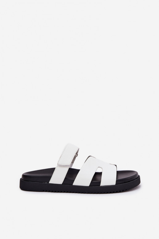 sieviešu čības Z ar lipīgām aizdarēmem Vinceza 17401 baltas krāsas sieviešu čības Z ar lipīgām aizdarēmem Vinceza 17401 baltas krāsas