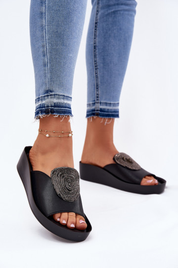 Āda Sieviešu Čības ar ornamentiem KV51-028 melnas krāsas