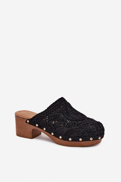 SzydełkoIne sieviešu čības ar papēdi melnas krāsas Senevia