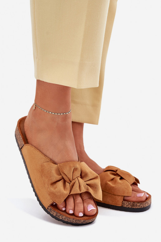 sieviešu čības Uz korķa zoles Kokardką brūnas krāsas Seressa