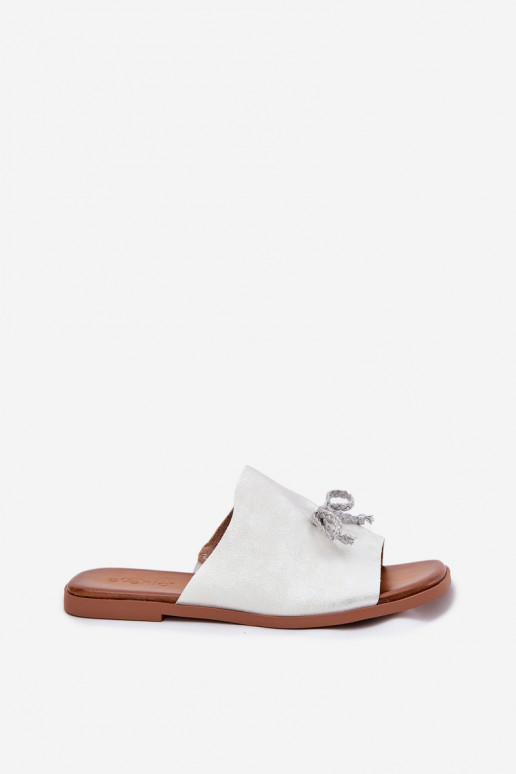 sieviešu čības ar platiem papēžiem Ar greznu INiązaniem Sudraba krāsas Norela sieviešu čības ar platiem papēžiem Ar greznu INiązaniem Sudraba krāsas Norela