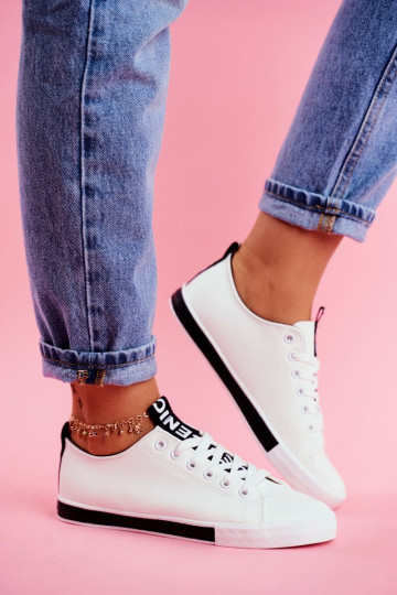 Klasiski sporta apavi melnas krāsas Ville