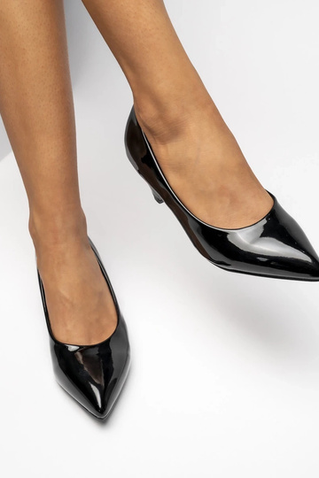 Elegantā stila melni lakoti... 2