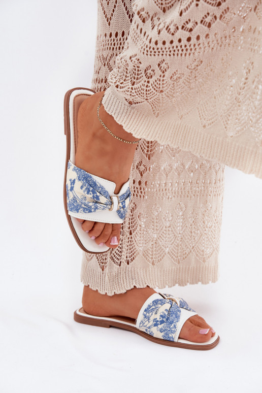 sieviešu čības ar platiem papēžiem ar bantītēm baltas krāsas Avenza