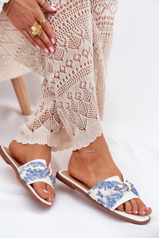 sieviešu čības ar platiem papēžiem ar bantītēm baltas krāsas Avenza