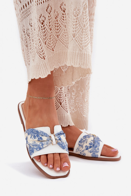 sieviešu čības ar platiem papēžiem ar bantītēm baltas krāsas Avenza