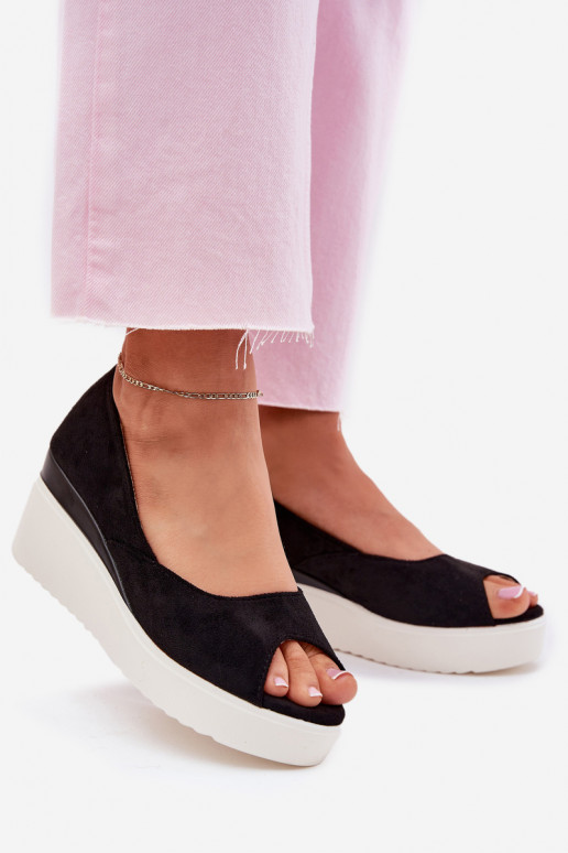 Sieviešu basenes Uz Ķīļa Z Eko zamšādau melnas krāsas Velira