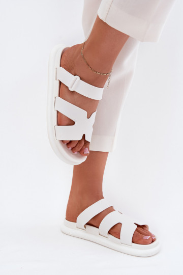 Gumijas sieviešu čības ar siksniņām baltas krāsas Tavirae