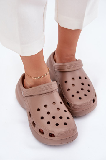 Vieglas čības uz pirksta sieviešu čības Uz masīvas zoles Big Star RR274A121 smilšu krāsas