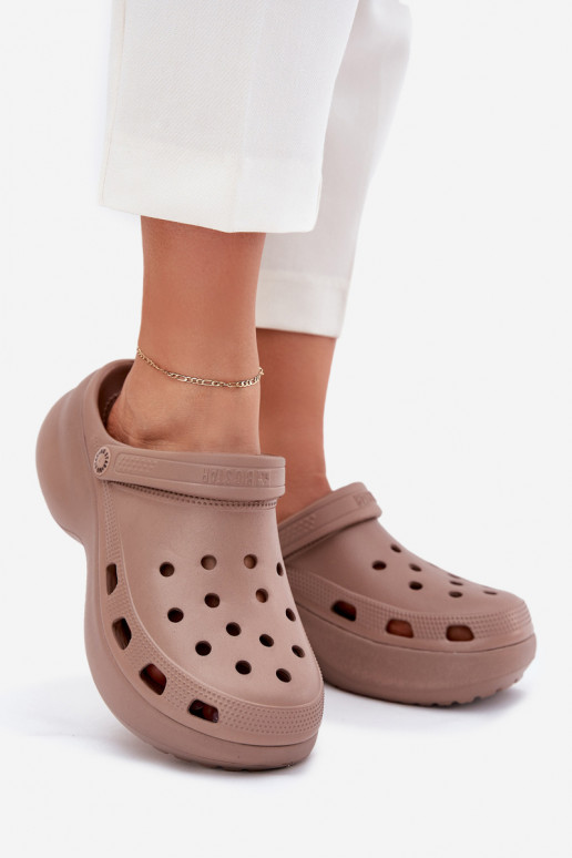 Vieglas čības uz pirksta sieviešu čības Uz masīvas zoles Big Star RR274A121 smilšu krāsas