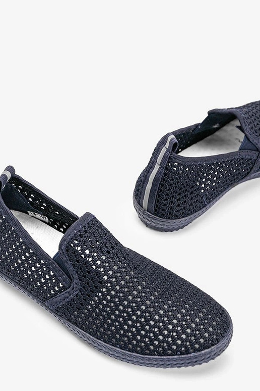 Tums zili caurumiņveida apavi, „Mallory"