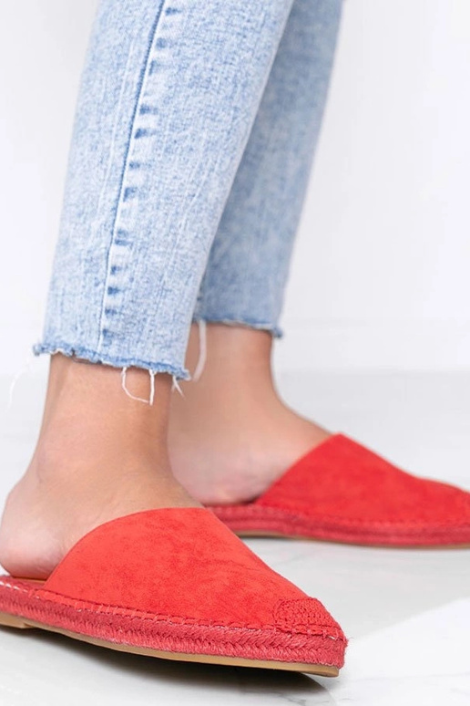 Sarkani aizvērtie sandales, „Wenus"